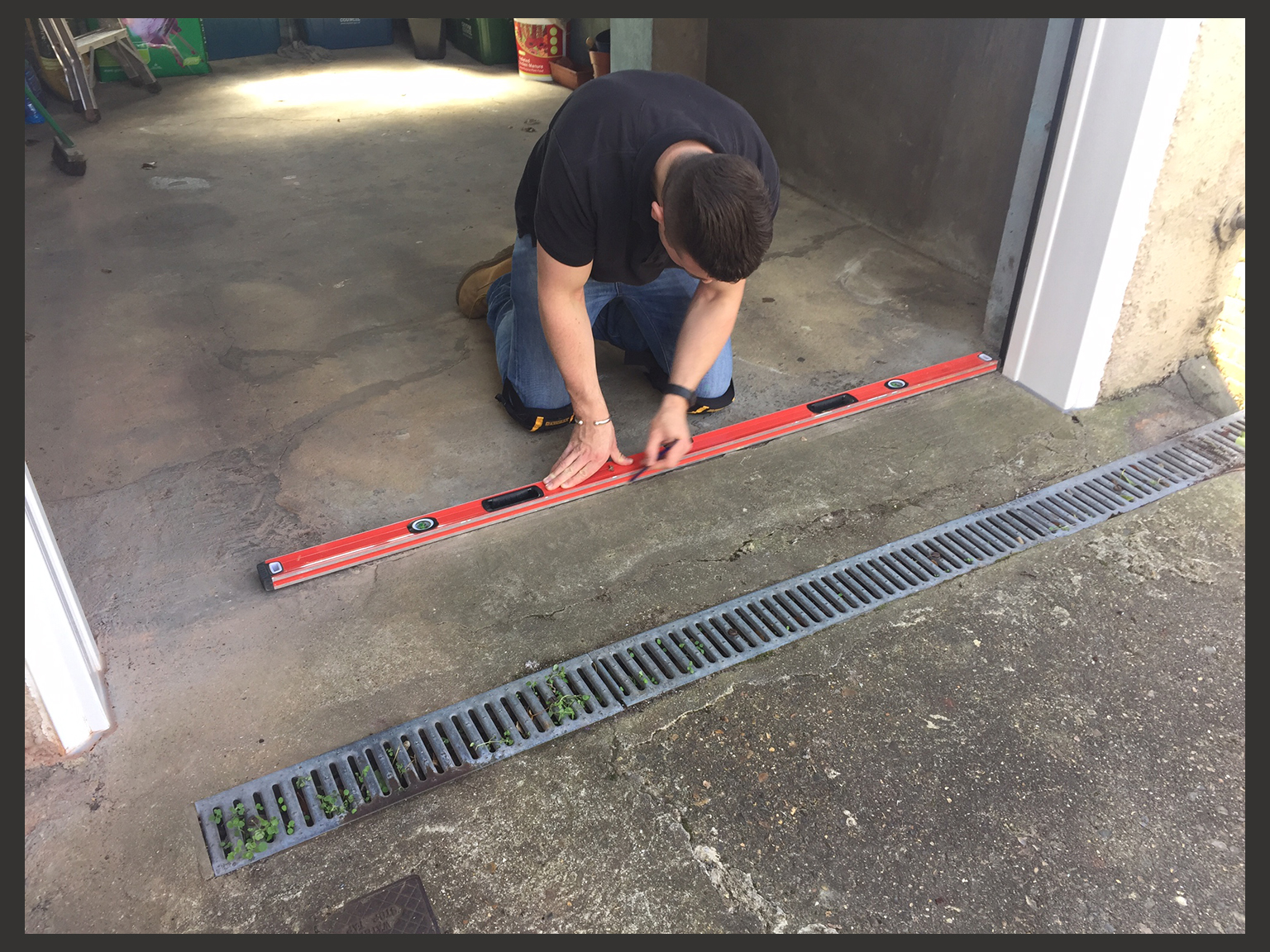 Garage door seal - How to fit